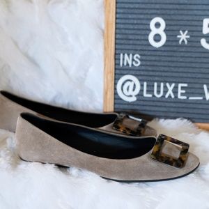 ⛔️SOLD⛔️Roger Vivier Gommette Turtle Buckle Flats